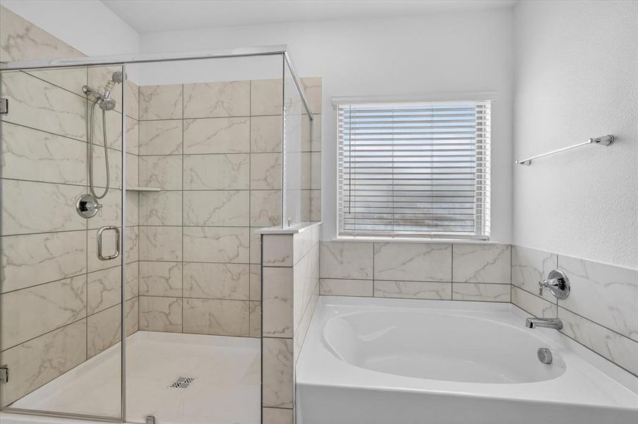 Furnished interior view inside a new home in Meadow Run, Melissa (Image 20).