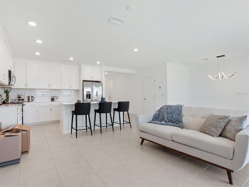 Furnished interior view inside a new home in Summerwoods, Parrish (Image 14). Furnished interior view inside a new home in Summerwoods, Parrish (Image 14).