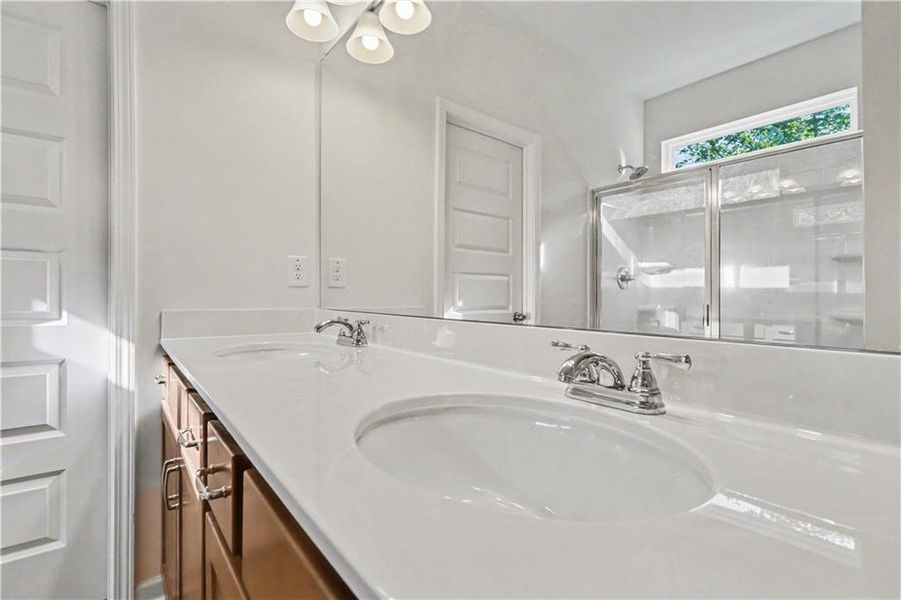 Close-up of interior finishes inside a home in Highland Crossing, Cartersville (Image 13).