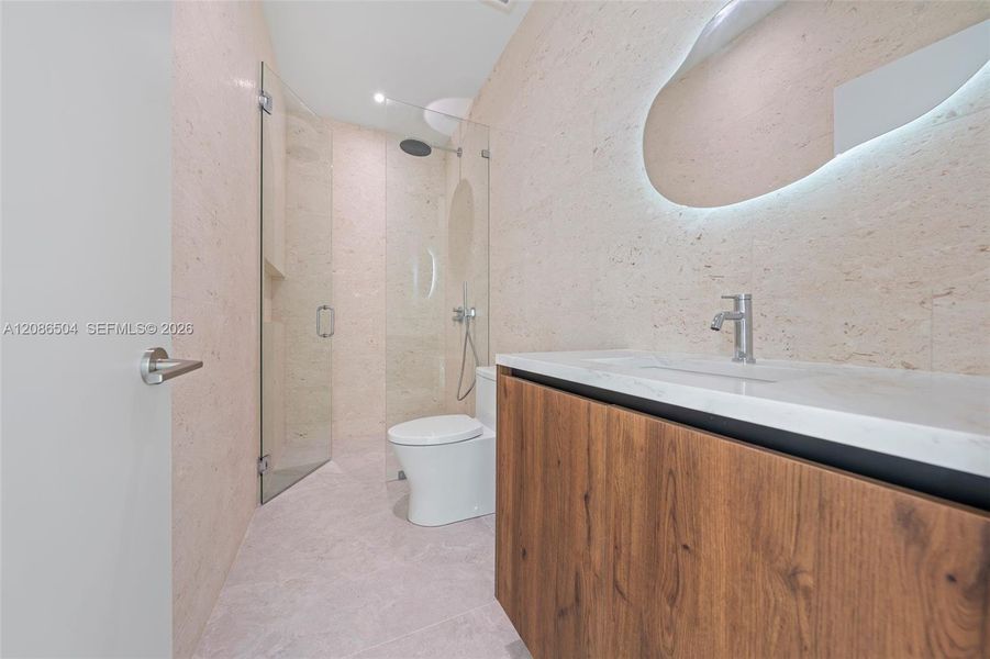 Image 31 of a home in .