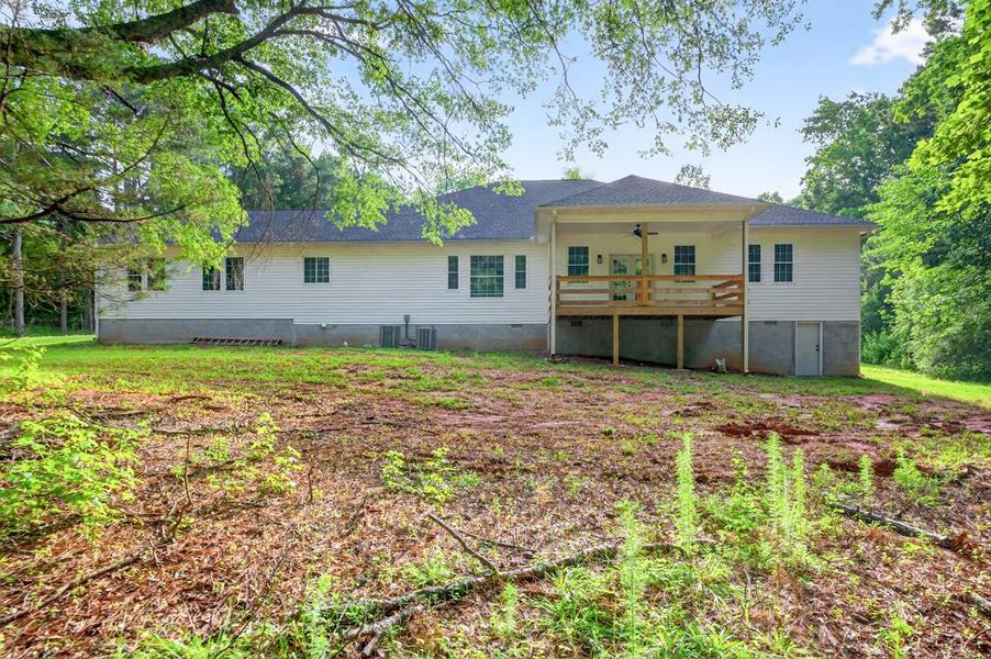 Front exterior of a new home in , Oxford, GA, highlighting curb appeal (Image 35). Front exterior of a new home in , Oxford, GA, highlighting curb appeal (Image 35).