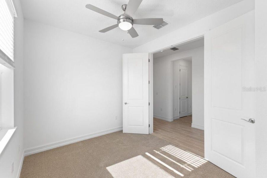 Spacious, unfurnished interior of a new home in Ocala Preserve, Ocala (Image 24).