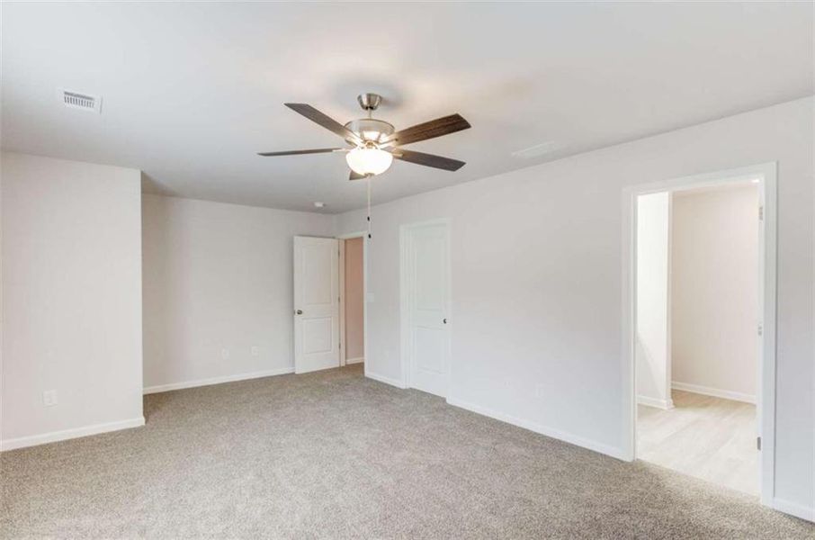 Spacious, unfurnished interior of a new home in , Lula (Image 18).