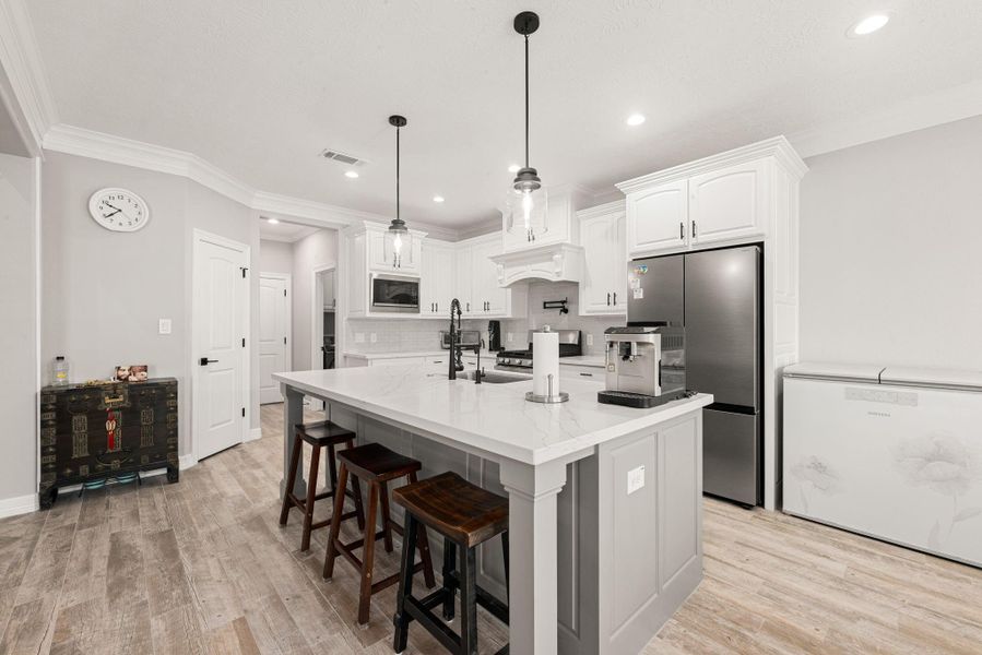 Furnished interior view inside a new home in , Beaumont (Image 16).
