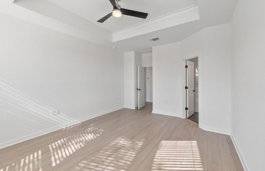 Spacious, unfurnished interior of a new home in Woodside, Georgetown (Image 13).