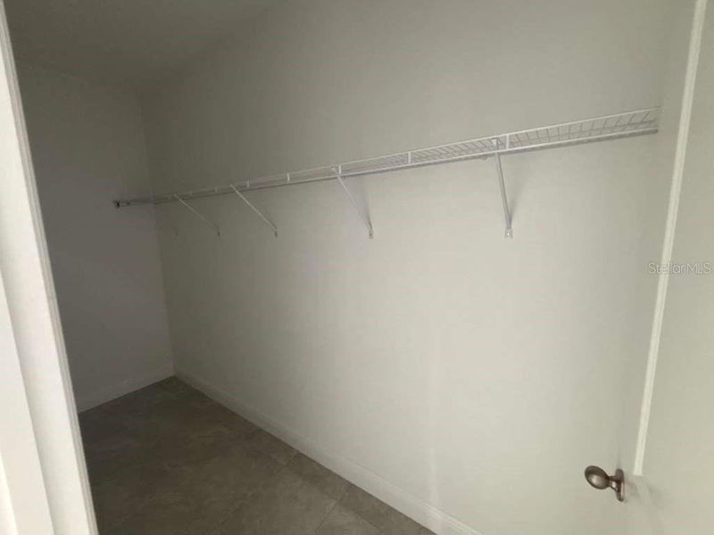 Spacious, unfurnished interior of a new home in , Citrus Springs (Image 15).