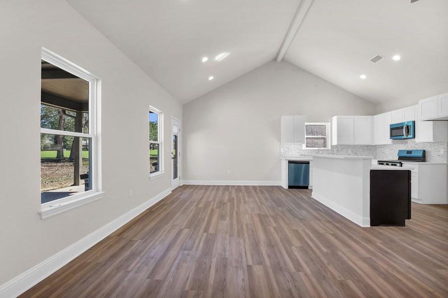 Image 24 of a home in . Image 24 of a home in .