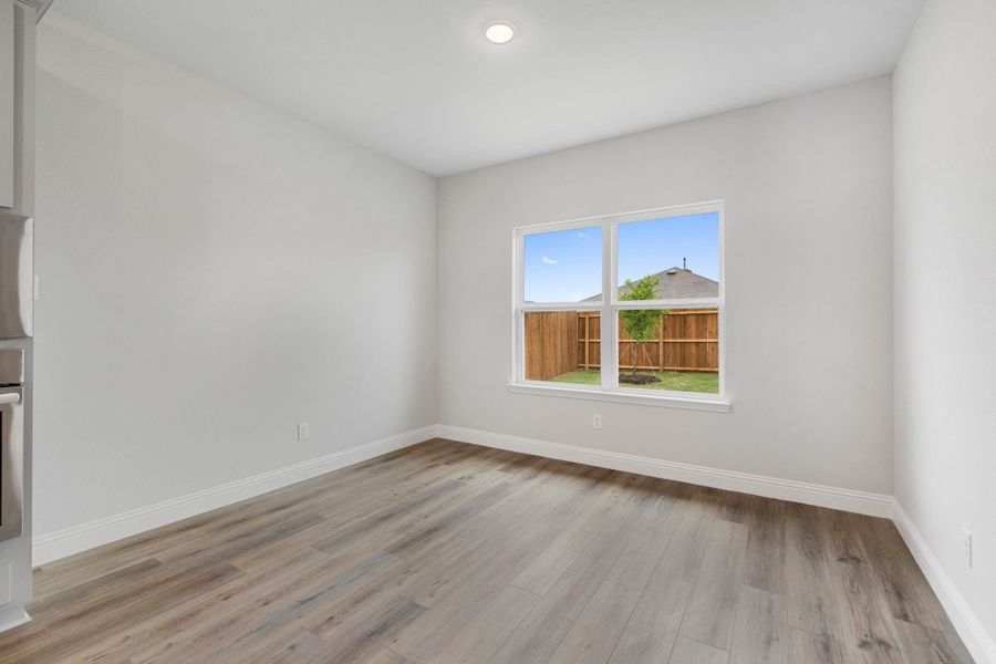 Spacious, unfurnished interior of a new home in Waverly Estates, Nevada (Image 68).