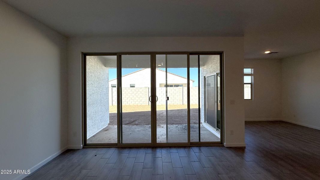 013 - 4-Panel Slider to Covered Patio 013 - 4-Panel Slider to Covered Patio