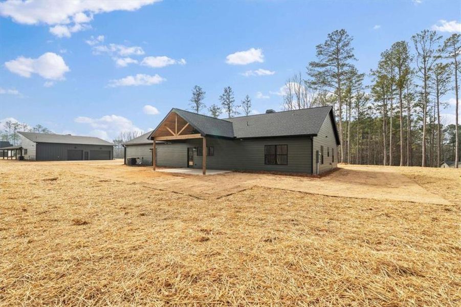 Exterior details and patio area of a home in , Waco (Image 25).