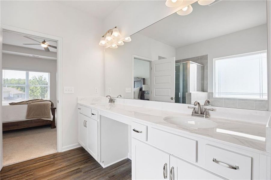 Furnished interior view inside a new home in , Dallas (Image 28).