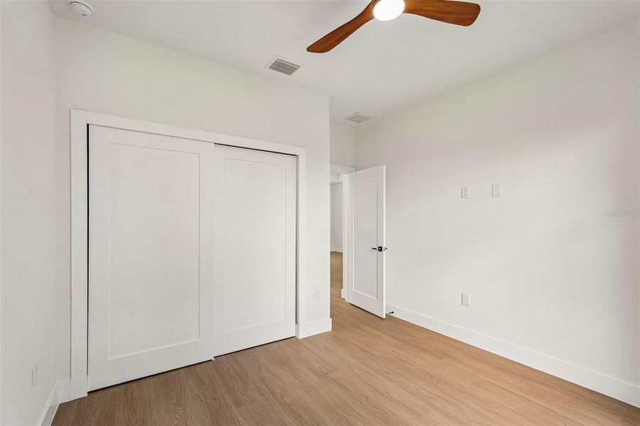 Spacious, unfurnished interior of a new home in , North Port (Image 31).