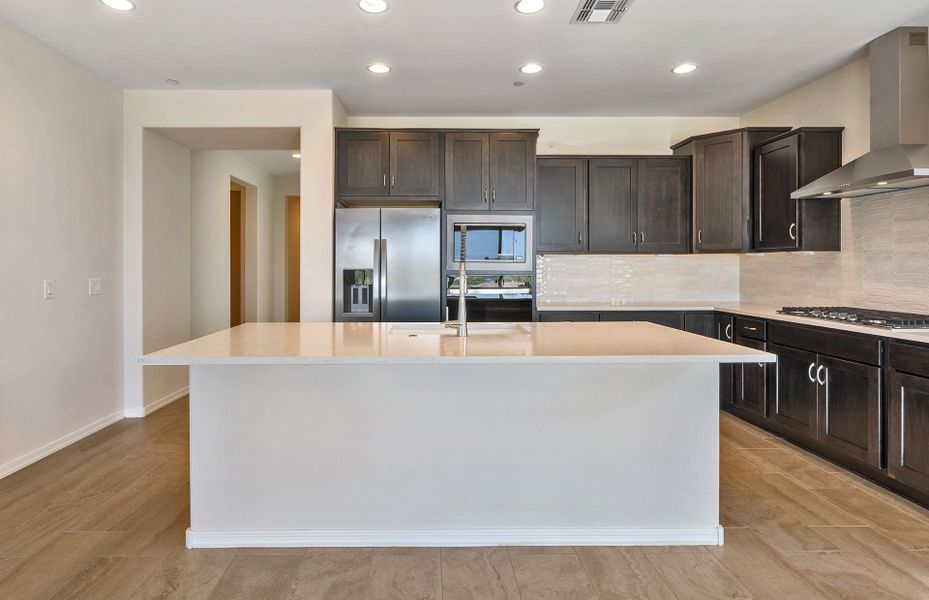 Furnished interior view inside a new home in Vistoso Canyon Estates, Oro Valley (Image 11).