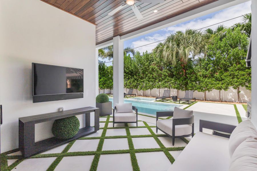 Image 29 of a home in .