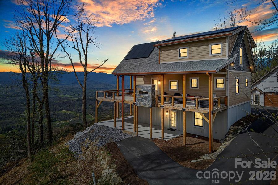 Welcome to 501 Wolf Pen Cliffs Road—where endless views and magical sunsets create an unforgettable mountain retreat.