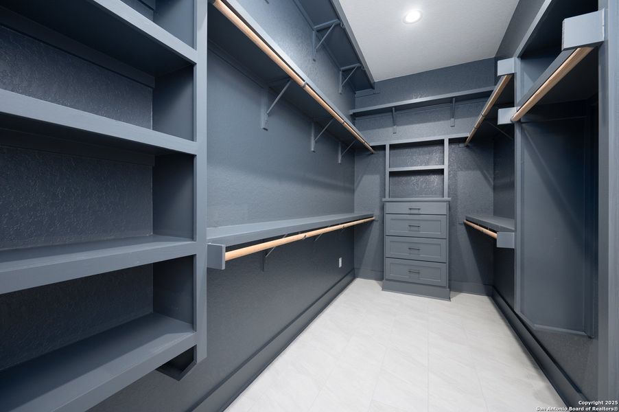 Image 44 of a home in .