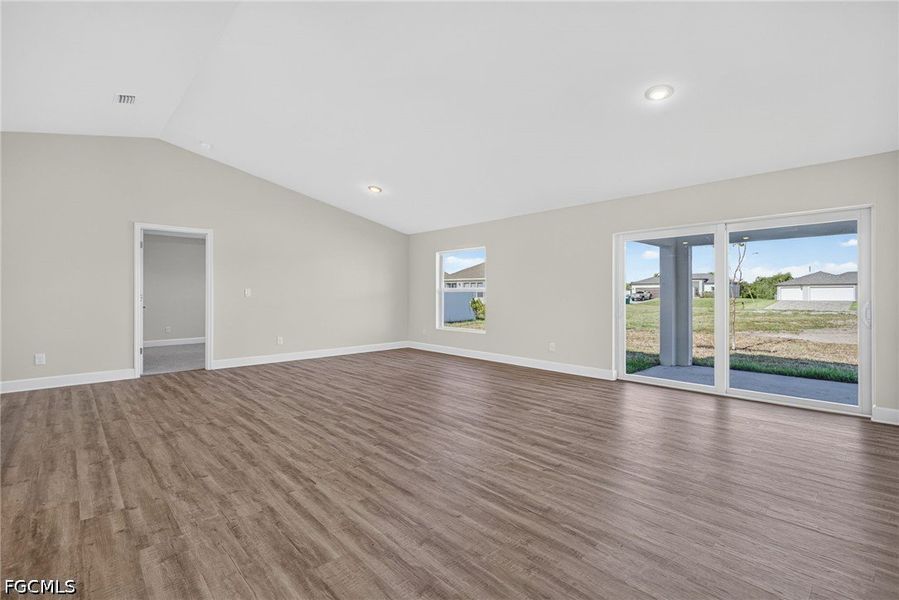 Spacious, unfurnished interior of a new home in Cape Coral, Cape Coral (Image 15). Spacious, unfurnished interior of a new home in Cape Coral, Cape Coral (Image 15).