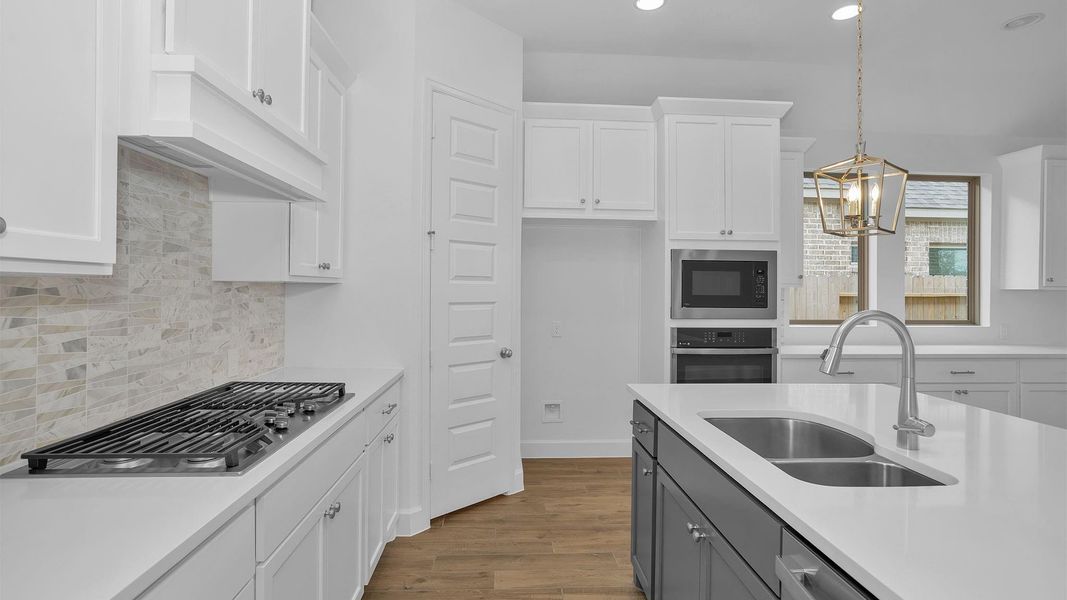 Furnished interior view inside a new home in Valencia 45', Manvel (Image 7). Furnished interior view inside a new home in Valencia 45', Manvel (Image 7).