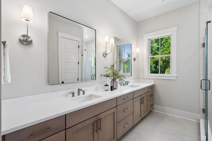 Furnished interior view inside a new home in , Charleston (Image 34).