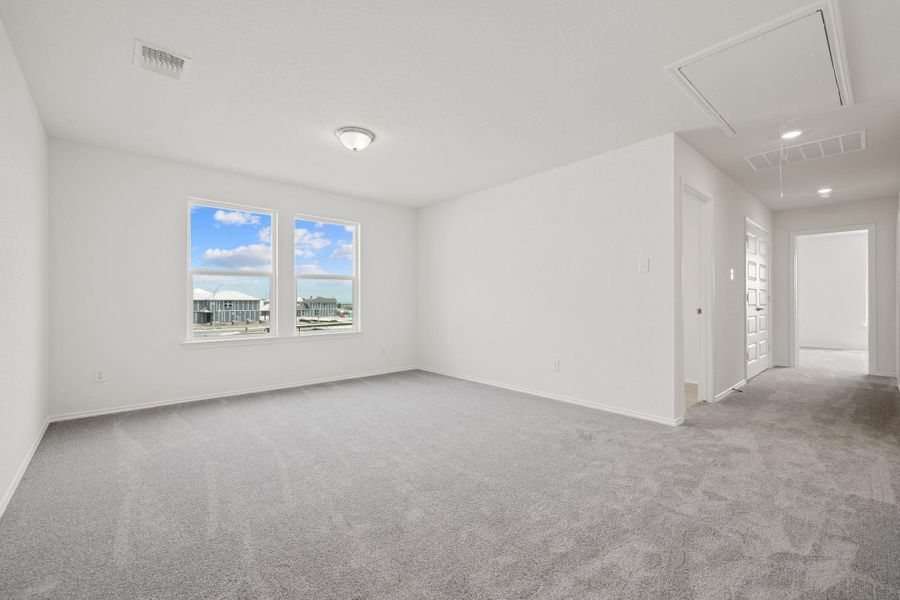 Spacious, unfurnished interior of a new home in Salerno - Heritage Collection, Round Rock (Image 24). Spacious, unfurnished interior of a new home in Salerno - Heritage Collection, Round Rock (Image 24).