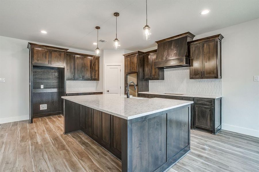 Furnished interior view inside a new home in , Fort Worth (Image 5).
