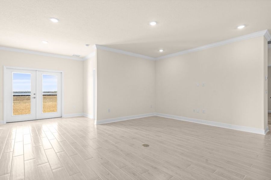 Spacious, unfurnished interior of a new home in Lake Merial, Panama City (Image 35).