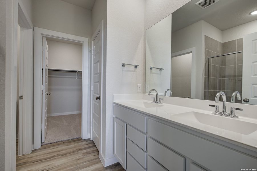 Furnished interior view inside a new home in Park Place, New Braunfels (Image 5).