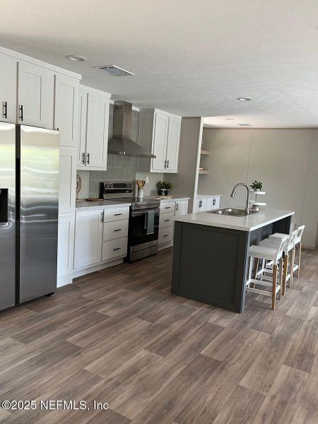 Furnished interior view inside a new home in , Callahan (Image 4).