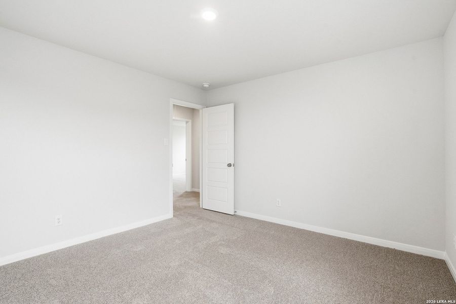 Spacious, unfurnished interior of a new home in Hickory Ridge, Elmendorf (Image 20). Spacious, unfurnished interior of a new home in Hickory Ridge, Elmendorf (Image 20).