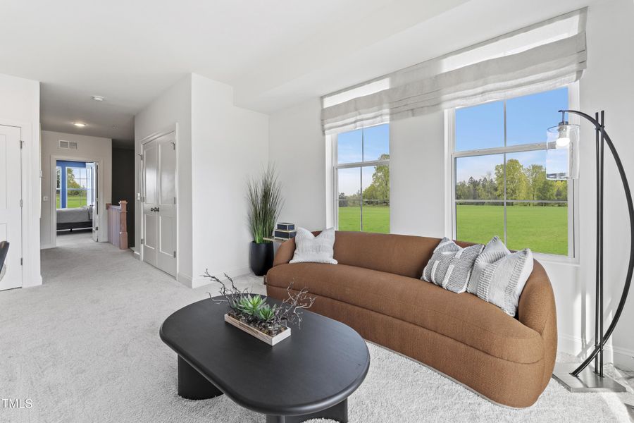 P_RAL_AXS_Tessa_INT_FLX_2