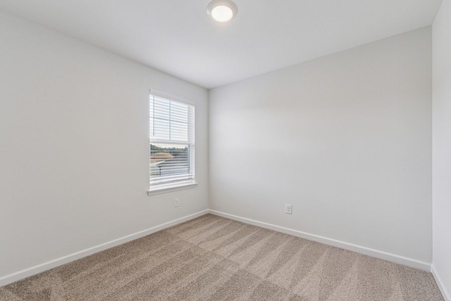 Spacious, unfurnished interior of a new home in Stillwater, Tullahoma (Image 15).