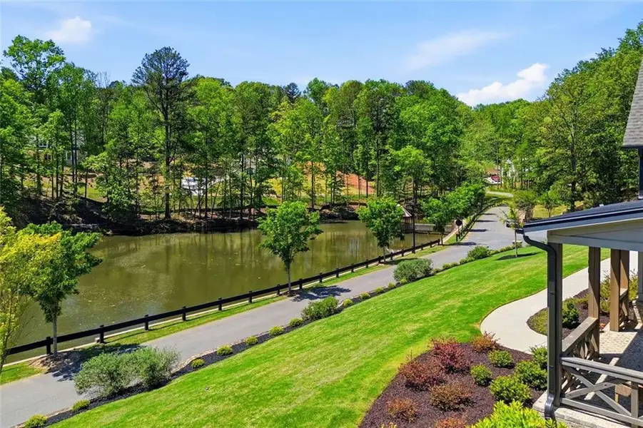 Image 51 of a home in Malone's Pond.