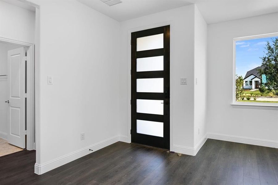 124 North Sky Drive ~ Ready Now 124 North Sky Drive ~ Ready Now