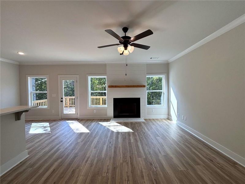 Spacious, unfurnished interior of a new home in , Gainesville (Image 18).