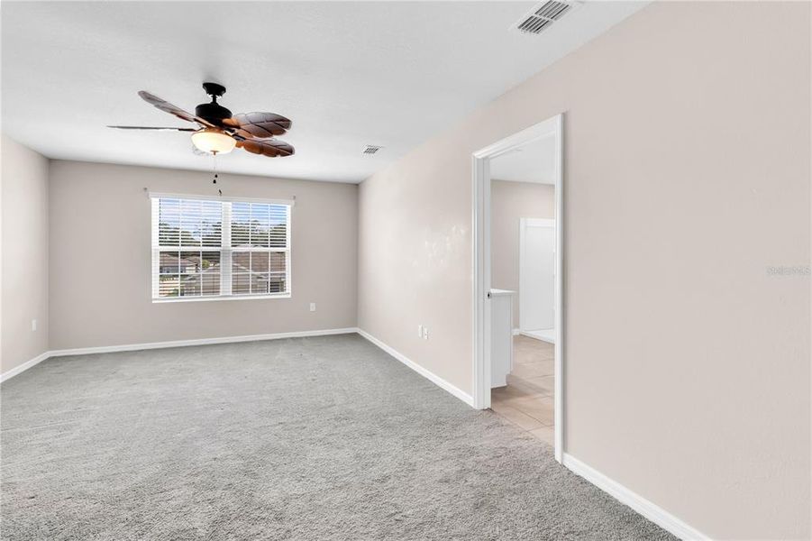 Spacious, unfurnished interior of a new home in Briarwood, Alachua (Image 19).