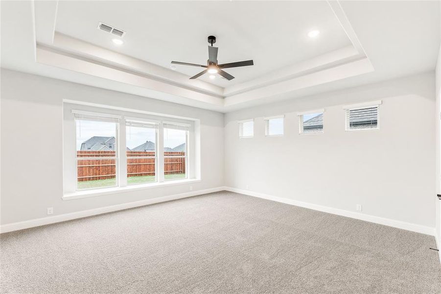Spacious, unfurnished interior of a new home in Villages of Walnut Grove, Midlothian (Image 39).