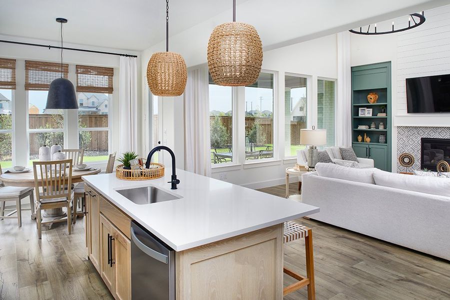 Representative furnished interior of a home built from the Conroe - SH 5248 by Shaddock Homes in Grand Oaks at Green Meadows - 60', Celina (Image 7). Representative furnished interior of a home built from the Conroe - SH 5248 by Shaddock Homes in Grand Oaks at Green Meadows - 60', Celina (Image 7).