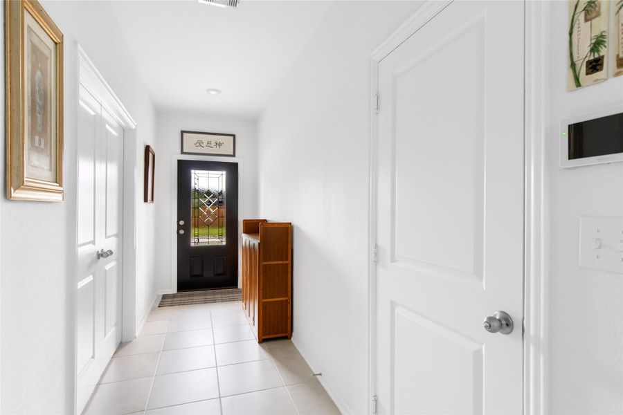 Furnished interior view inside a new home in , Houston (Image 6). Furnished interior view inside a new home in , Houston (Image 6).