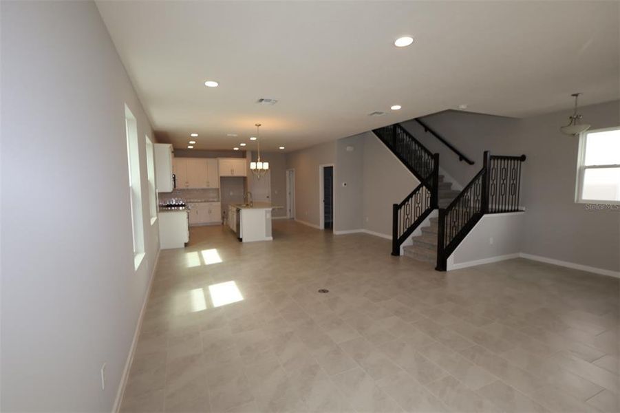 Spacious, unfurnished interior of a new home in Center Lake on the Park, St. Cloud (Image 48).