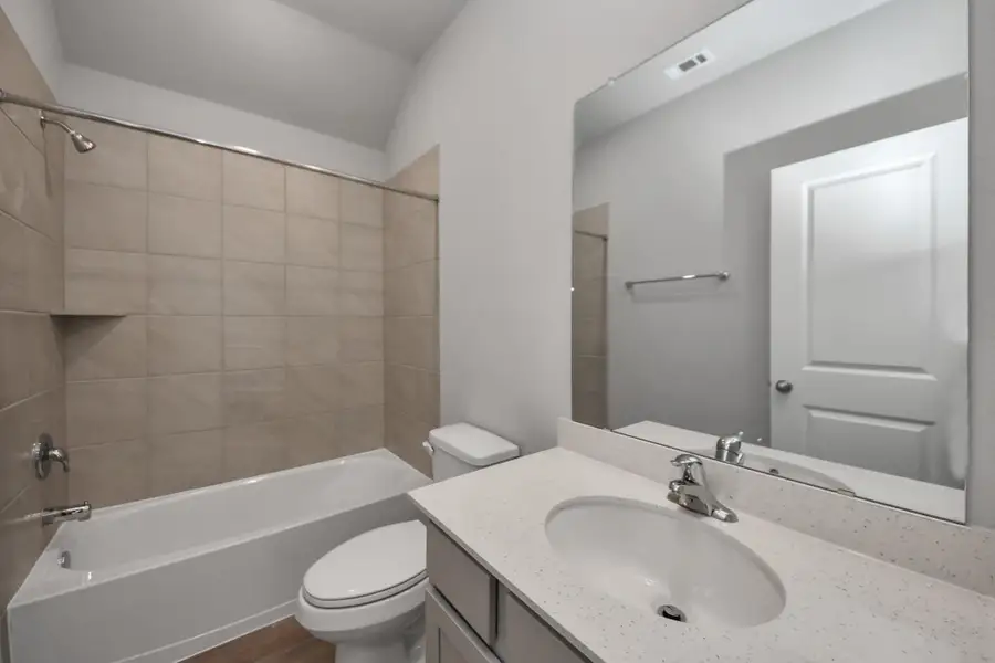 Furnished interior view inside a new home in , Tomball (Image 7).