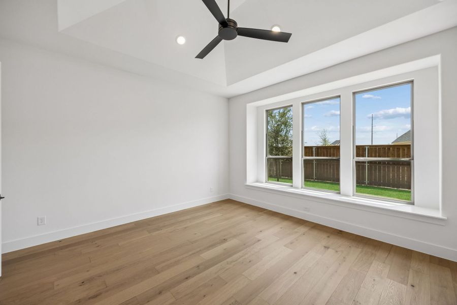 Spacious, unfurnished interior of a new home in The Parks at Wilson Creek, Celina (Image 41).