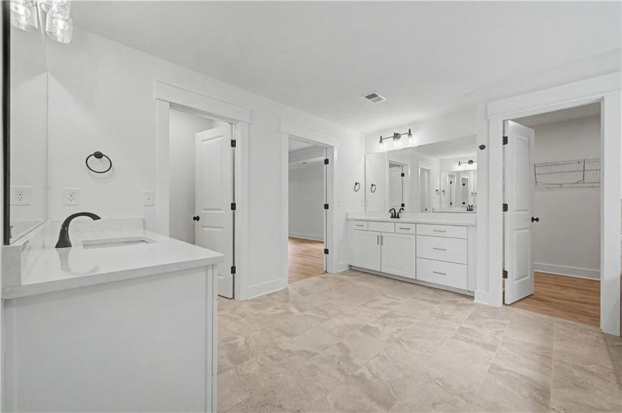 Image 50 of a home in .