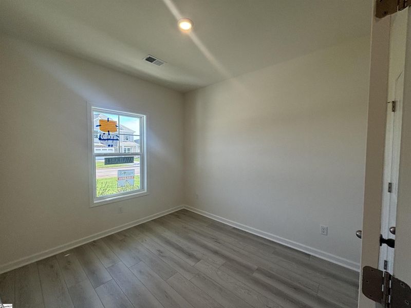 Spacious, unfurnished interior of a new home in Halton Oaks, Spartanburg (Image 11).