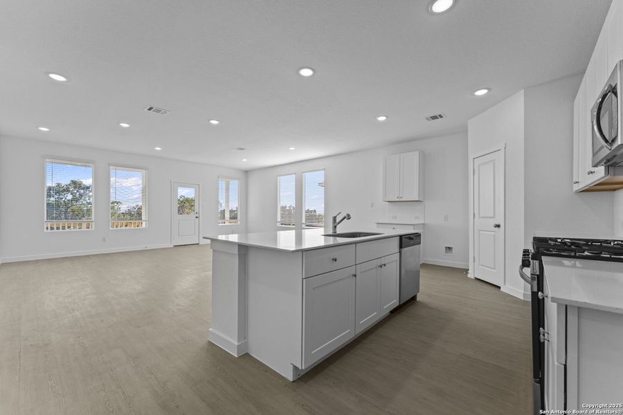 Furnished interior view inside a new home in Waterwheel: Coastline Collection, San Antonio (Image 7). Furnished interior view inside a new home in Waterwheel: Coastline Collection, San Antonio (Image 7).