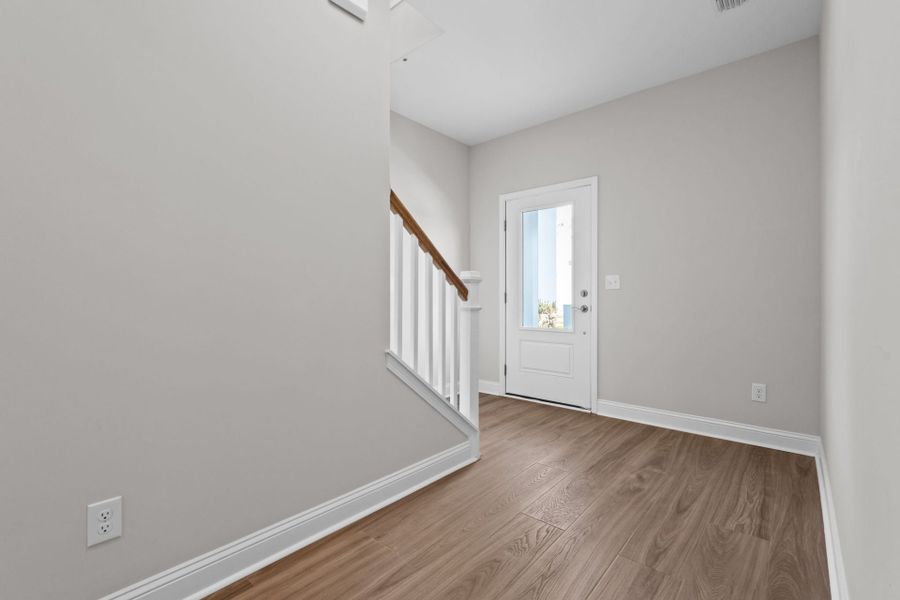 Spacious, unfurnished interior of a new home in Lakeside Townes at Riverlights, Wilmington (Image 26).