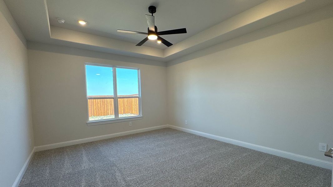 Spacious, unfurnished interior of a new home in Peachtree Meadows, Rockwall (Image 20). Spacious, unfurnished interior of a new home in Peachtree Meadows, Rockwall (Image 20).