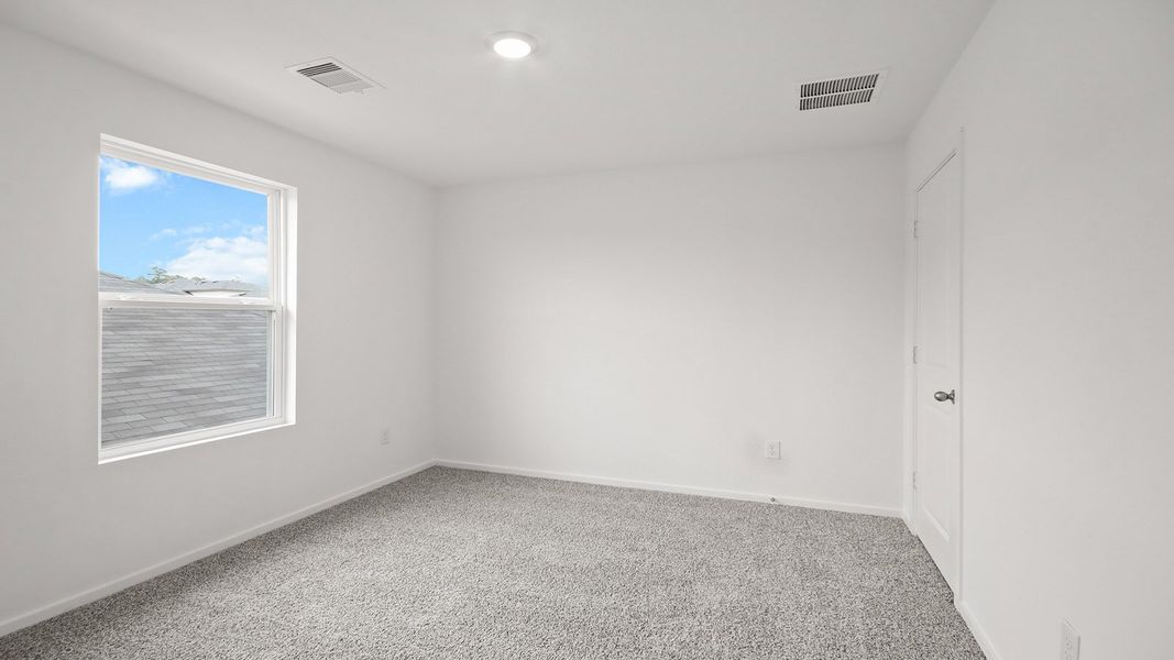 Representative unfurnished interior of a home built from the Callahan by D.R. Horton in Mill Creek, Magnolia (Image 24).