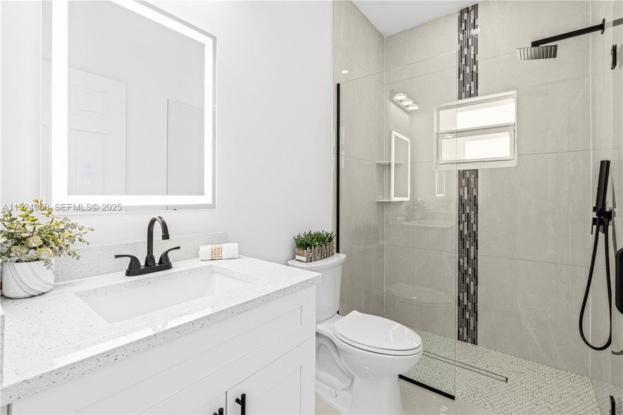 Furnished interior view inside a new home in , Lehigh Acres (Image 12).