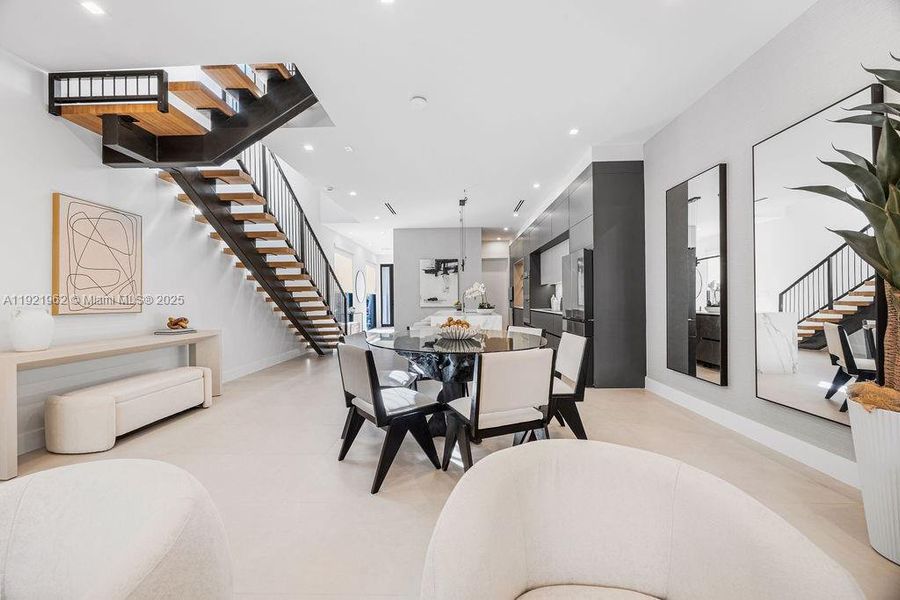 Furnished interior view inside a new home in , Fort Lauderdale (Image 44).