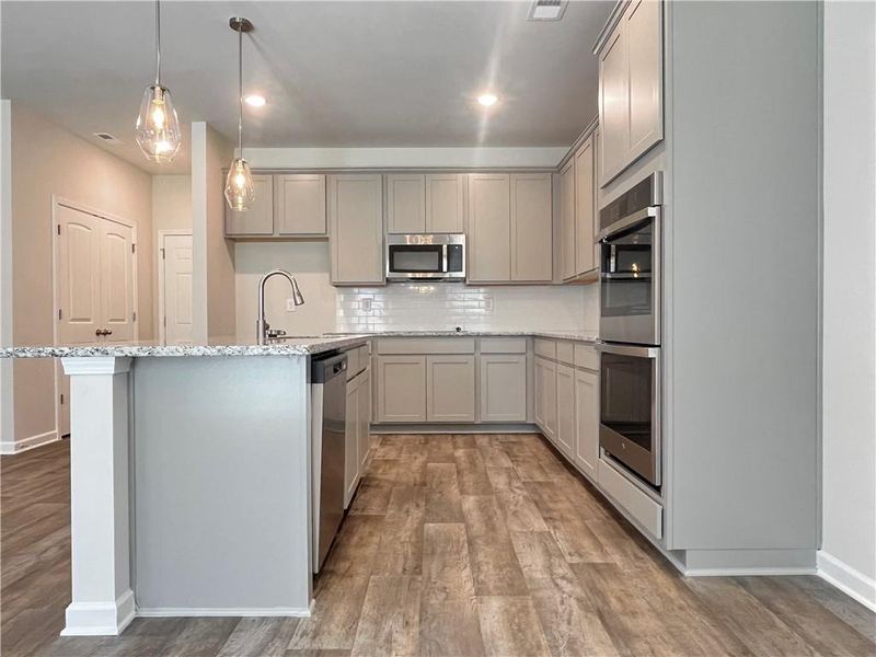 Image 17 of a home in River Walk Farm.